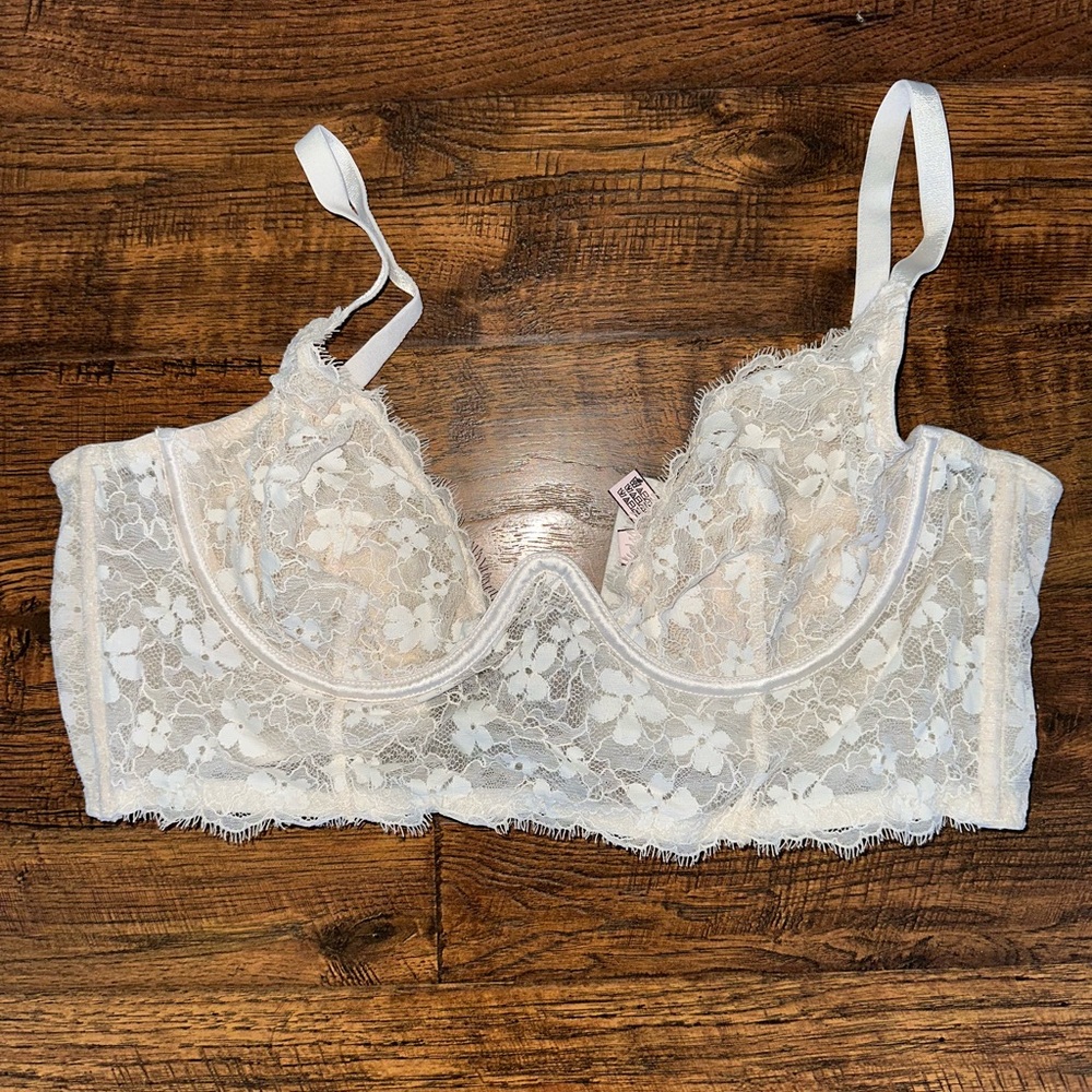 VS Dream Angels Corset Lace Bra